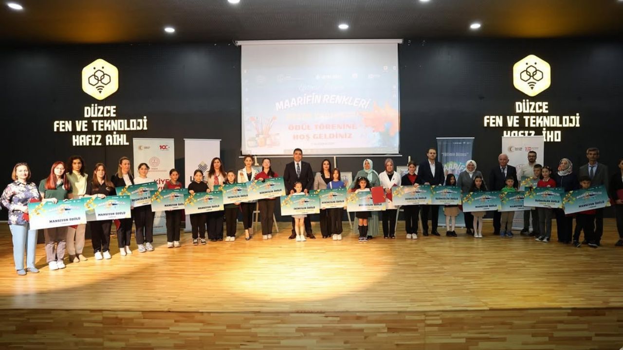 DÜZCE’DE MAARİFİN RENKLERİYLE EĞİTİM VE SANAT BULUŞTU