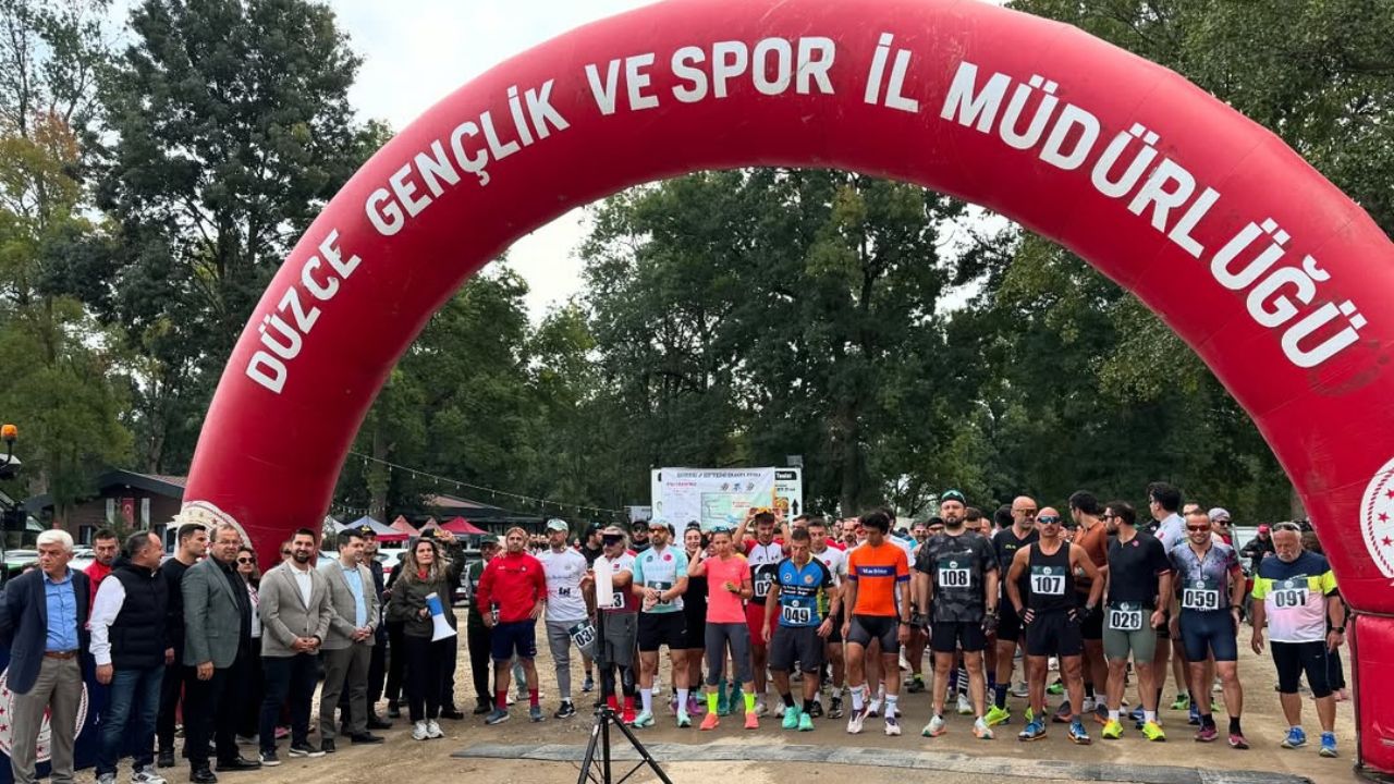 Gölyaka’da Spor ve Doğa Tutkunları Efteni Duatlonu’nda Buluştu