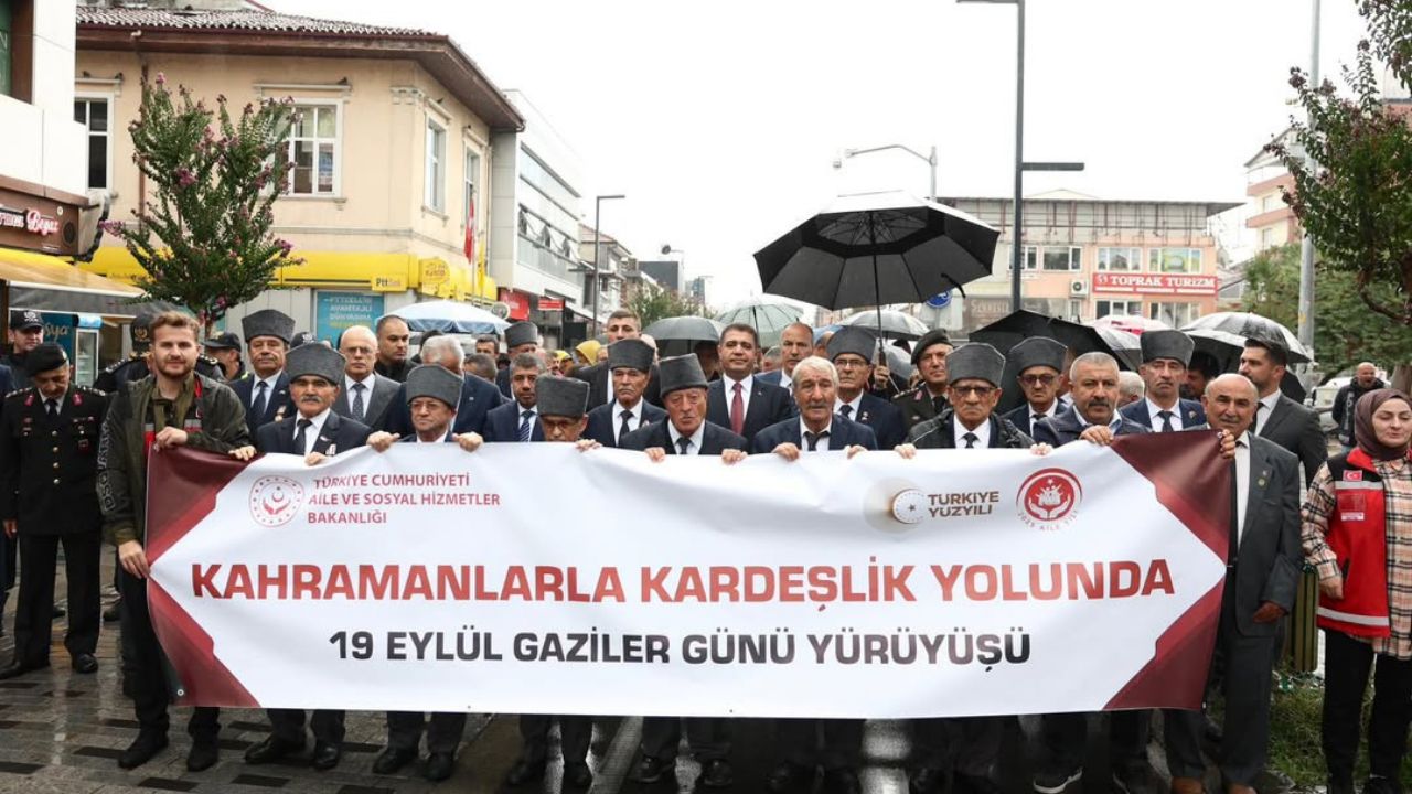 Düzce’de 19 Eylül Gaziler Günü Törenle Anıldı