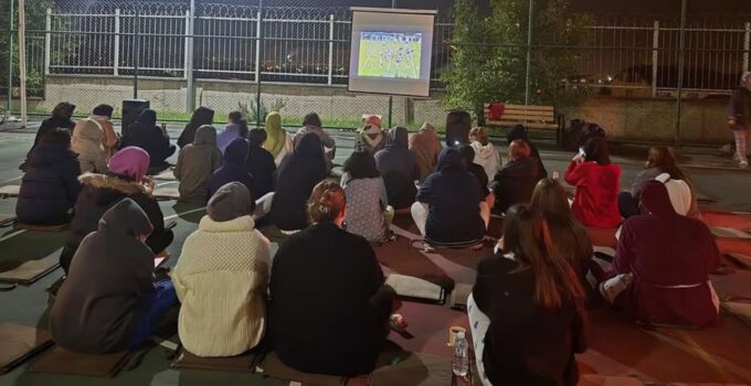 Mahpeyker Sultan Yurdu’nda Gençlerle Keyifli Film Gecesi