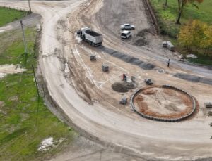 Kültür Park Yolu Kavşağı Düzenleniyor; Gölyaka’da Daha Güvenli Ulaşım İçin Çalışmalar Sürüyor