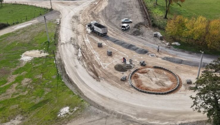 Kültür Park Yolu Kavşağı Düzenleniyor; Gölyaka’da Daha Güvenli Ulaşım İçin Çalışmalar Sürüyor