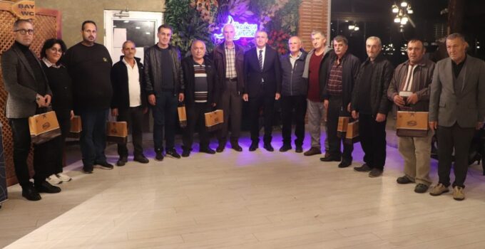 Başkan Fikret Albayrak, Emekli Belediye Çalışanlarıyla Bir Araya Geldi