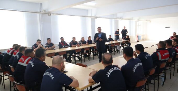Düzce Belediyesi’nden Jandarma Personeline Evlilik Eğitimi