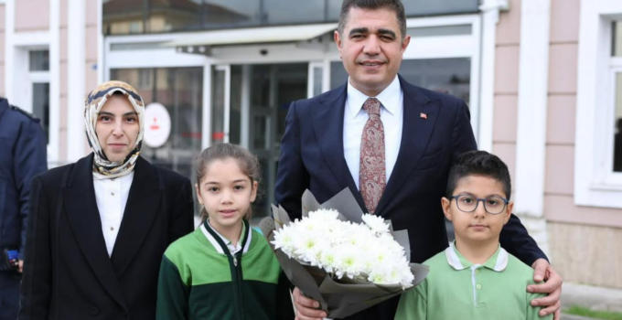 Vali Selçuk Aslan’dan Kaymakam Vekili Şeyma Şendur’a Hayırlı Olsun Ziyareti