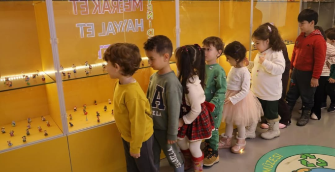 Gündüz Bakımevi Öğrencileri Sıfır Atık Oyuncak Müzesi’nde Geri Dönüşümle Tanıştı