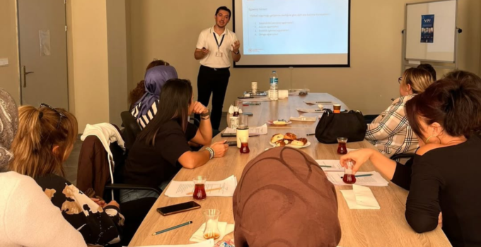 Sağlıklı Yaşam İçin Akçakoca’da Eğitim Maratonu Başladı