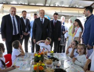 Çilimli’de Eğitim Festivali Coşkusu: Başkan Özlü’den Eğitime Tam Destek